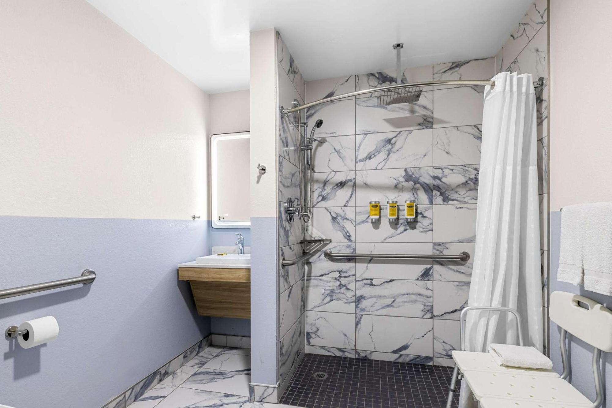 Best Western Buffalo Inn & Suites 외부 사진
