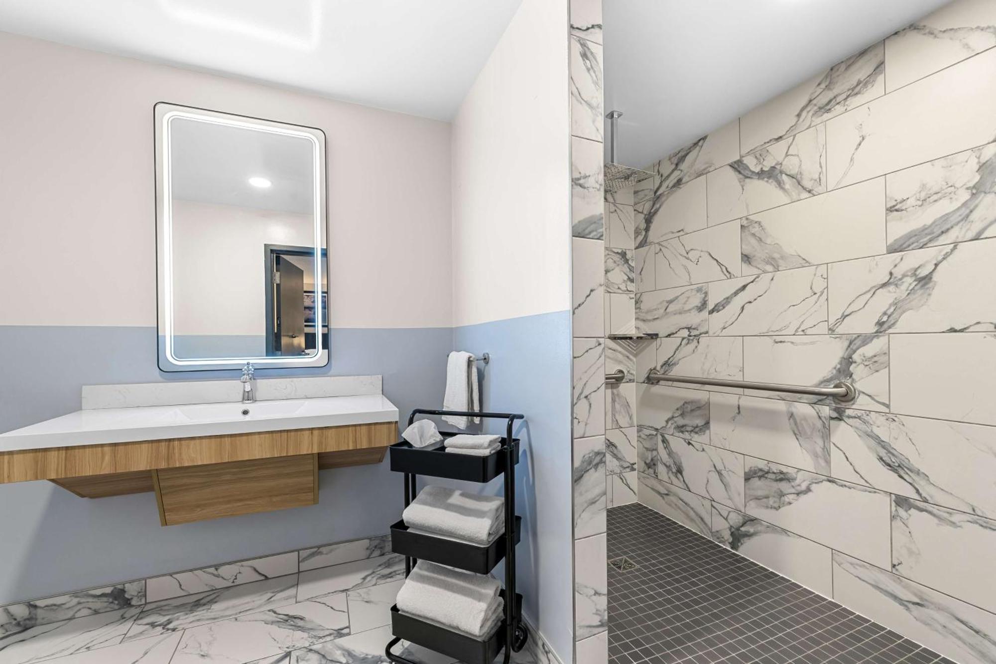 Best Western Buffalo Inn & Suites 외부 사진